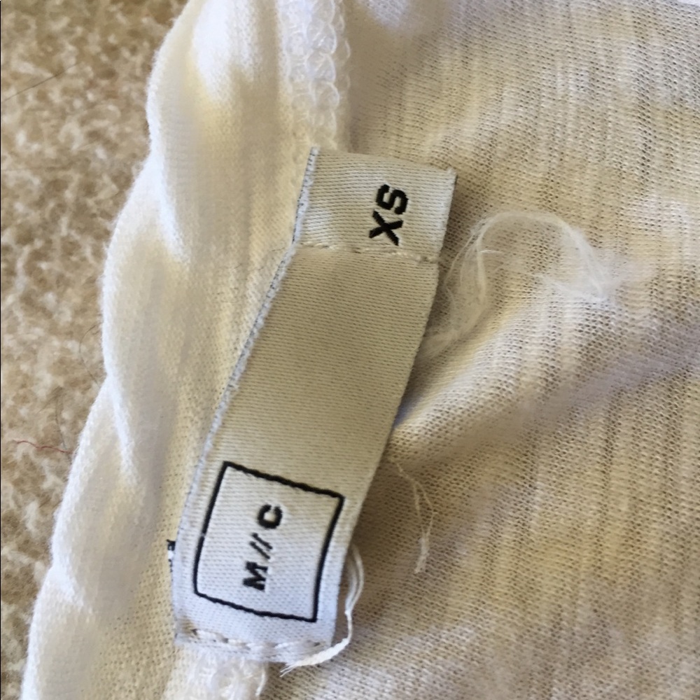 White Tank - Picture 4 of 4